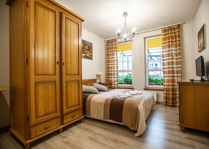 Δωμάτια σε οικογενειακή κατοικία Przy Plazy *